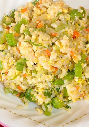 簡単な野菜栄養たっぷりな炒飯-レシピのメイン写真