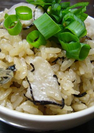 やさしいお味の里いもごはん-レシピのメイン写真