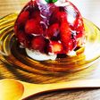 いちご丸ごと紅茶ゼリー