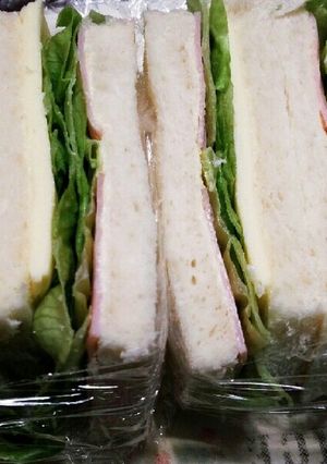 ✩♪サンドイッチ♪ハムチーズレタス編✩-レシピのメイン写真