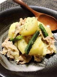新じゃがほっこり。塩肉じゃが♪-レシピのメイン写真