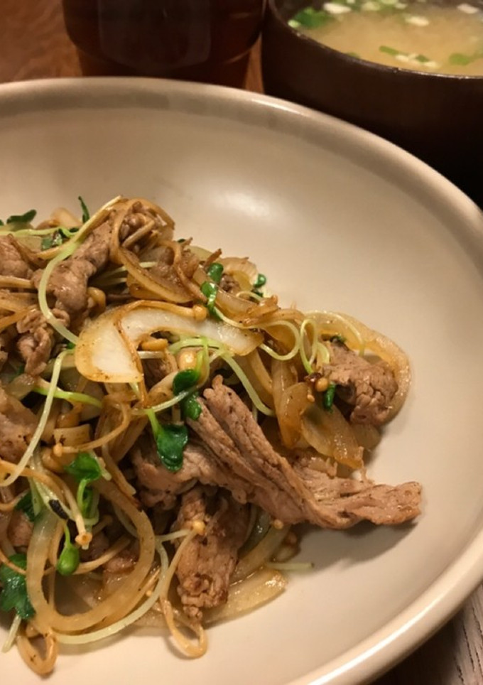牛肉と玉ねぎの炒めもの-レシピのメイン写真