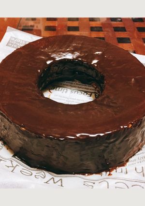 ふわふわシフォンケーキ【チョコがけ】-レシピのメイン写真