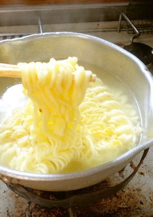 最高のロタの水のインスタントラーメン-レシピのメイン写真