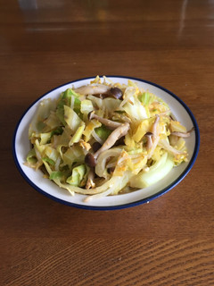 キャベツとしめじの蒸し煮-レシピのメイン写真