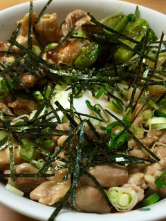 汁ダクが美味しい焼鳥丼 温泉玉子乗せ-レシピのメイン写真