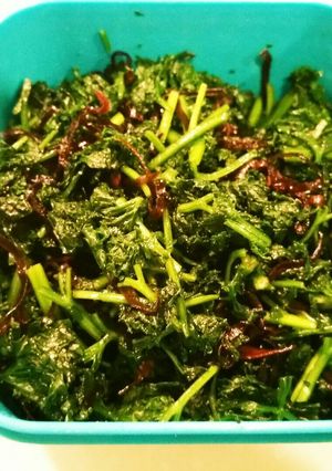 パセリの塩昆布あえ 簡単✩大量消費-レシピのメイン写真