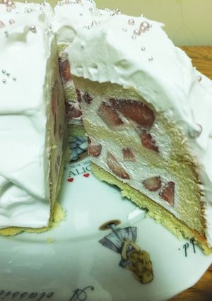 苺 ヨーグルトムース ドームケーキ-レシピのメイン写真