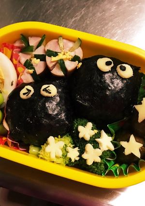 簡単！まっくろくろすけ弁当-レシピのメイン写真
