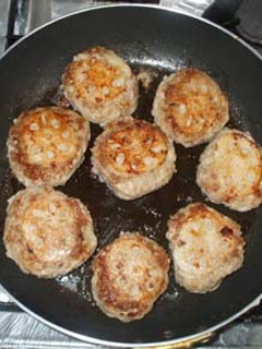 蓮根ハンバーグ♪簡単シャリッと歯ごたえ-レシピのメイン写真