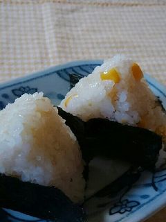 ひとかけで具がなくても満足おにぎり-レシピのメイン写真