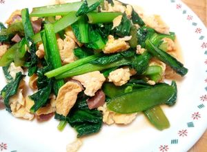 冷蔵庫整理！栄養満点！卵と小松菜の炒め物-レシピのメイン写真