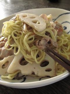 れんこんと舞茸の和風やきそば♪-レシピのメイン写真