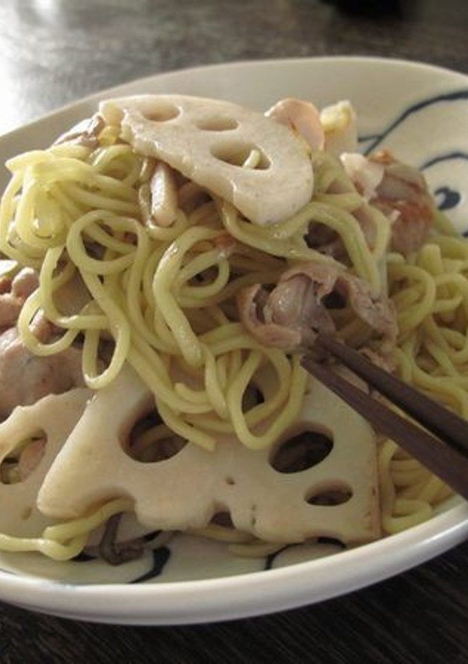 れんこんと舞茸の和風やきそば♪-レシピのメイン写真