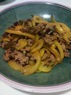 パプリカと挽肉の炒め物-レシピのメイン写真