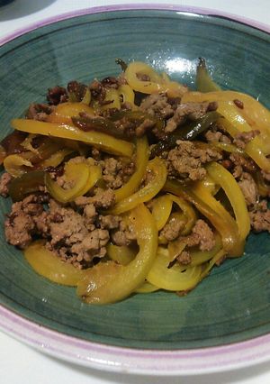 パプリカと挽肉の炒め物-レシピのメイン写真