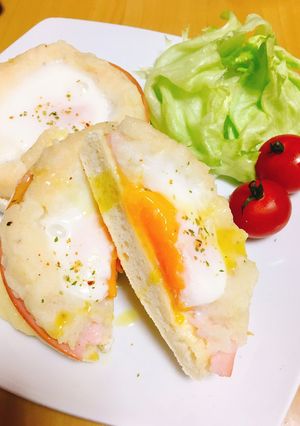 とろうま卵とハムポテトのオープンサンド♡-レシピのメイン写真