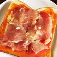 トマトチーズの生ハムのせトースト