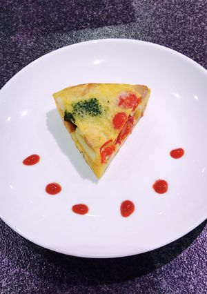 テーブルが華やぐスパニッシュオムレツ-レシピのメイン写真