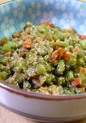 ご飯がすすむ☆春菊の茎とにんじんの常備菜-レシピのメイン写真