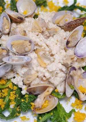 菜の花とアサリ、もち麦の豆乳リゾット添え-レシピのメイン写真