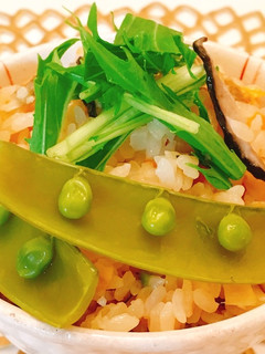 簡単!春野菜とあさりの炊き込みご飯-レシピのメイン写真