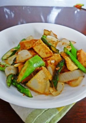高野豆腐とアスパラの塩麹味噌レモン炒め-レシピのメイン写真