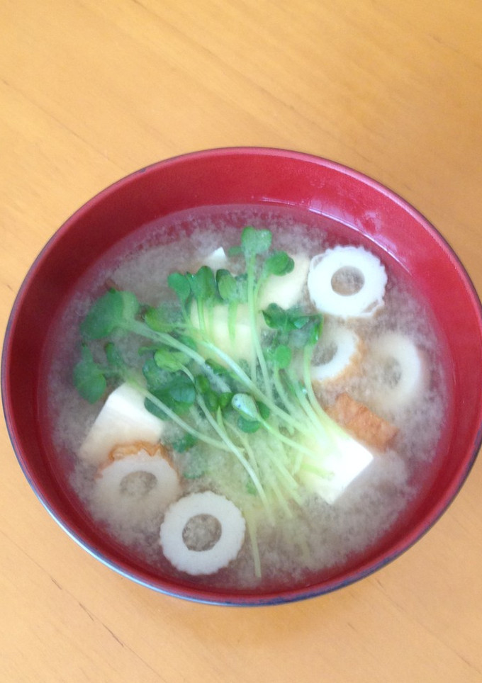 ちくわと豆腐とかいわれのお味噌汁-レシピのメイン写真