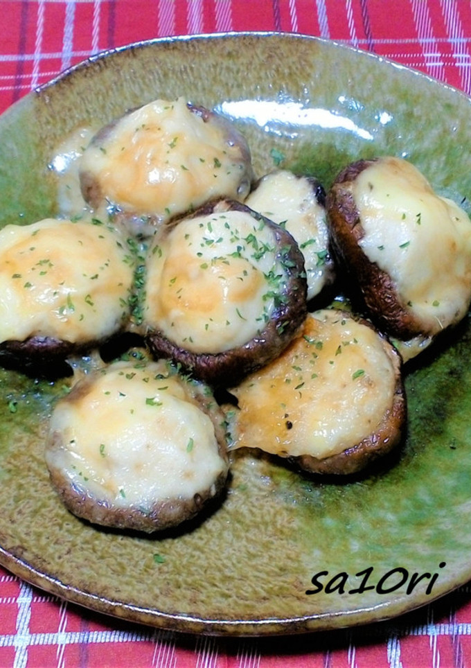 トースターで簡単！椎茸のマヨ鶏チーズ焼き-レシピのメイン写真