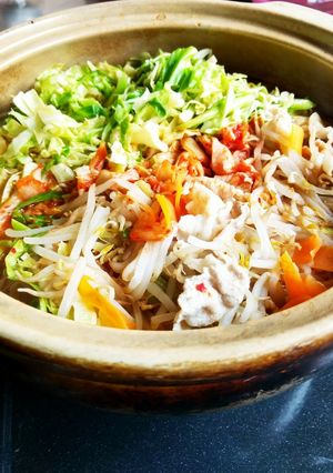 超簡単野菜どっさりキムチ鍋-レシピのメイン写真