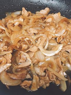 豚こまと玉ねぎの生姜焼き風*-レシピのメイン写真