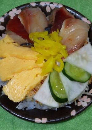 彩り鮮やか！　ケーキ風焼きおにぎり-レシピのメイン写真