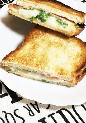 ハムチーズエッグのホットサンド-レシピのメイン写真