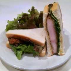 รูปของ 和風チキンカツサンド