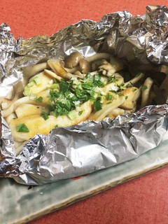 【簡単おつまみ】きのこのホイル焼き-レシピのメイン写真