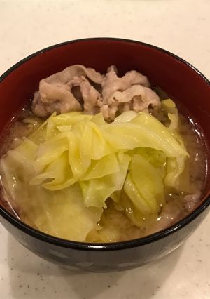 春キャベツと豚肉の、おかずになる味噌汁！-レシピのメイン写真
