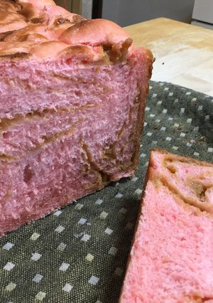 さくらマーブル味噌パン-レシピのメイン写真
