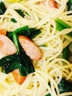 ほうれん草とソーセージスープパスタ-レシピのメイン写真