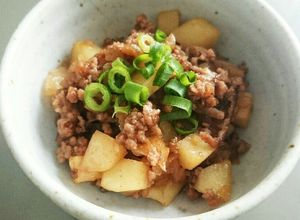 万能常備菜!じゃがいもと挽き肉のそぼろ煮-レシピのメイン写真