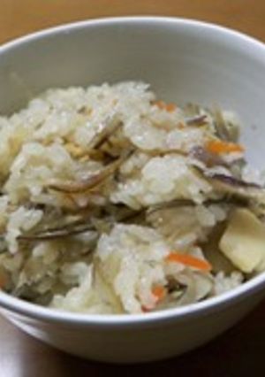 イリコ（煮干し）入り炊き込みご飯-レシピのメイン写真
