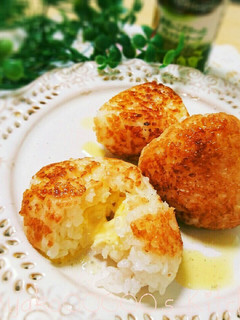 チーズイン焼おにぎり オリーブオイル風味-レシピのメイン写真