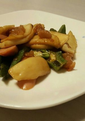 おくらとエリンギのポン酢炒め。梅肉入り。-レシピのメイン写真