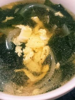簡単♪新玉ねぎとわかめの卵とじスープ♪-レシピのメイン写真