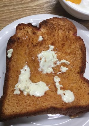 ビーツ入り食パンのトースト-レシピのメイン写真