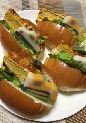 かまぼこトミカのロールパンサンド-レシピのメイン写真