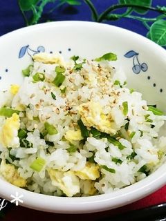 *高菜と炒り卵の混ぜご飯*-レシピのメイン写真