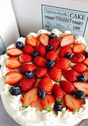 いちごとブルーベリーのケーキ-レシピのメイン写真