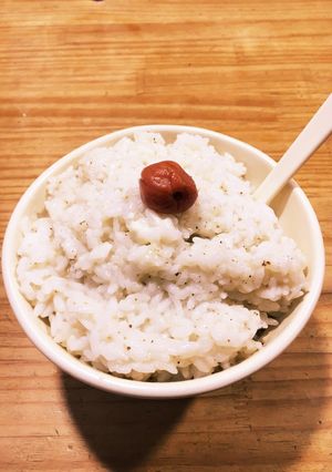 残ったご飯で胡麻香るおかゆ(*^o^*)-レシピのメイン写真