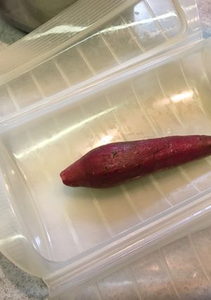 レンジで簡単！小さいさつまいも1本を蒸す-レシピのメイン写真