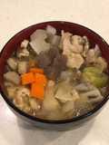 具沢山、10種類！食べ易いサイコロ豚汁！
